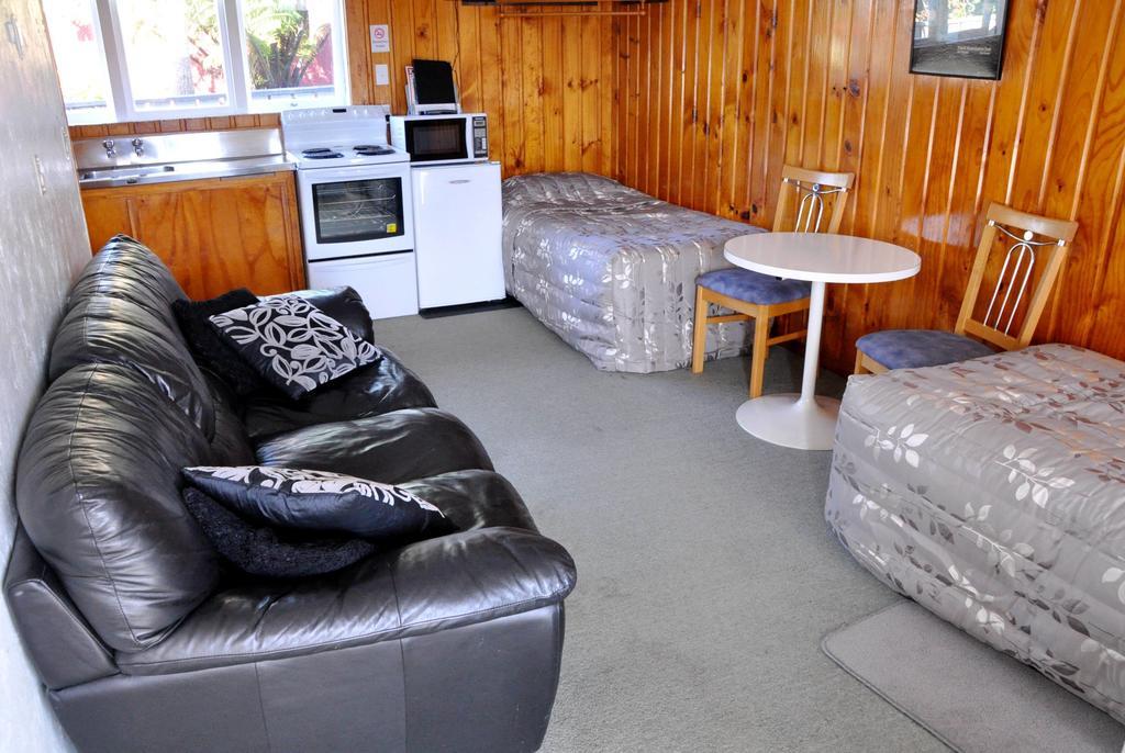 Braemar Motor Inn New Plymouth Esterno foto