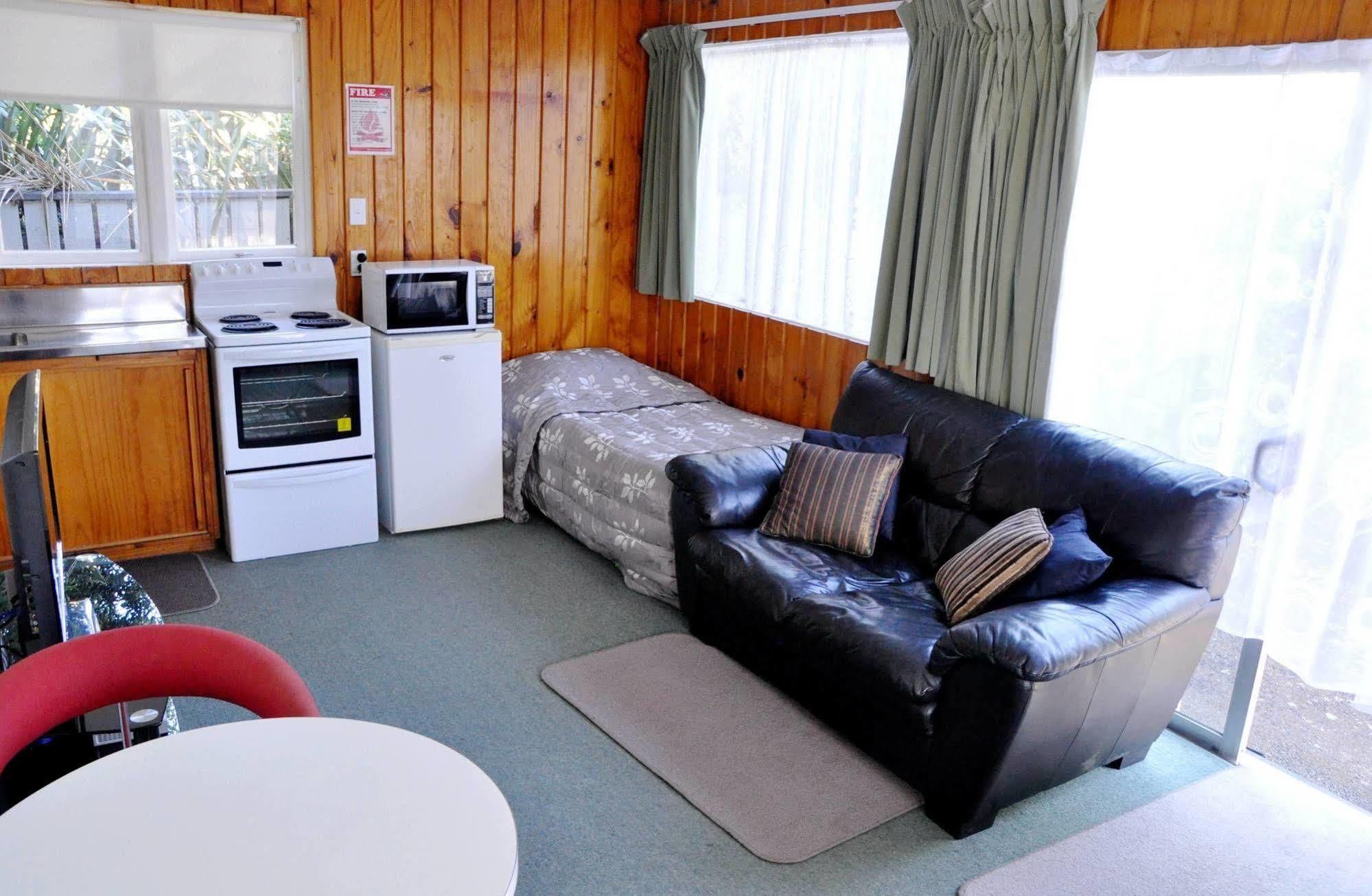 Braemar Motor Inn New Plymouth Esterno foto