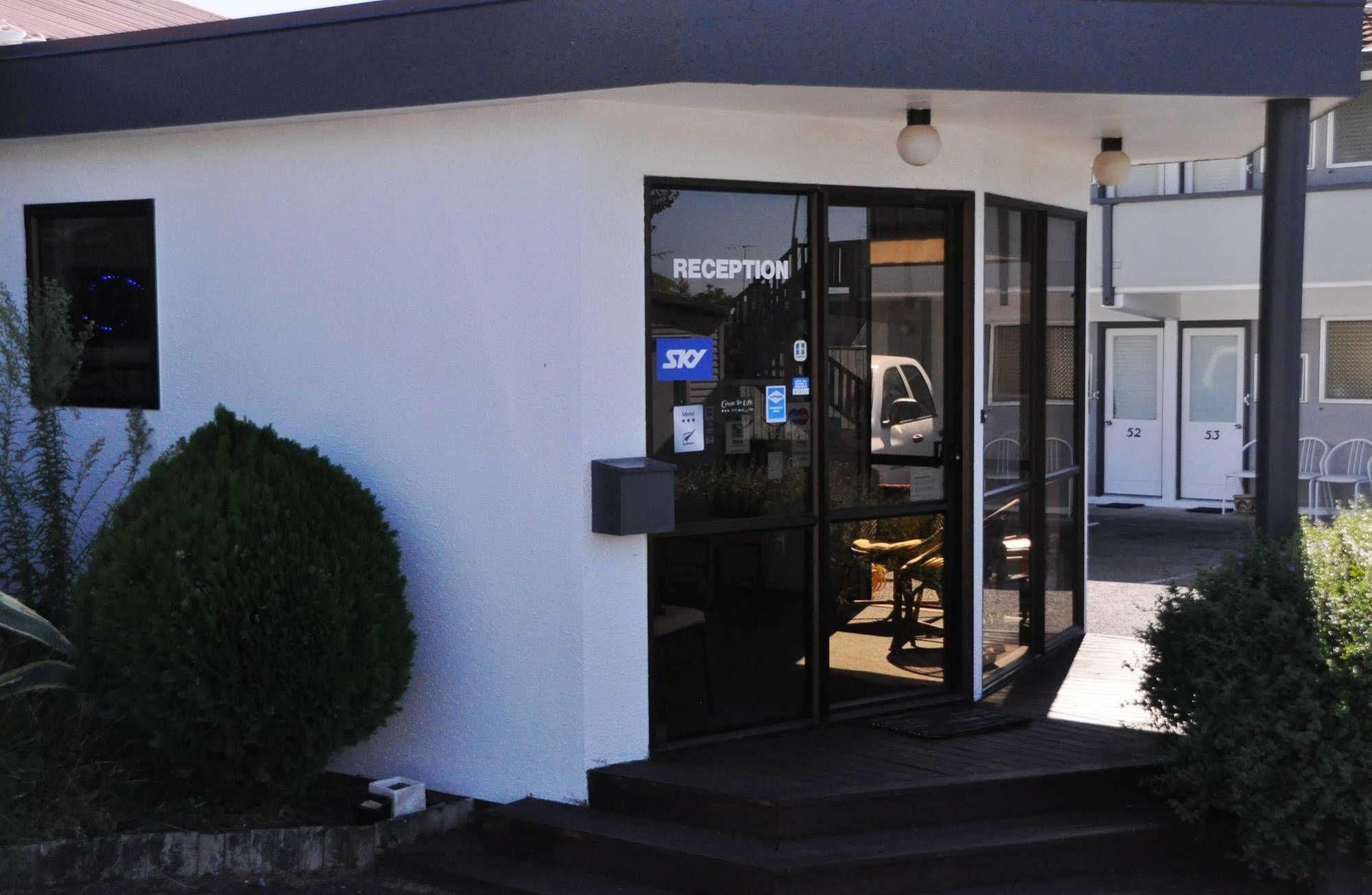 Braemar Motor Inn New Plymouth Esterno foto