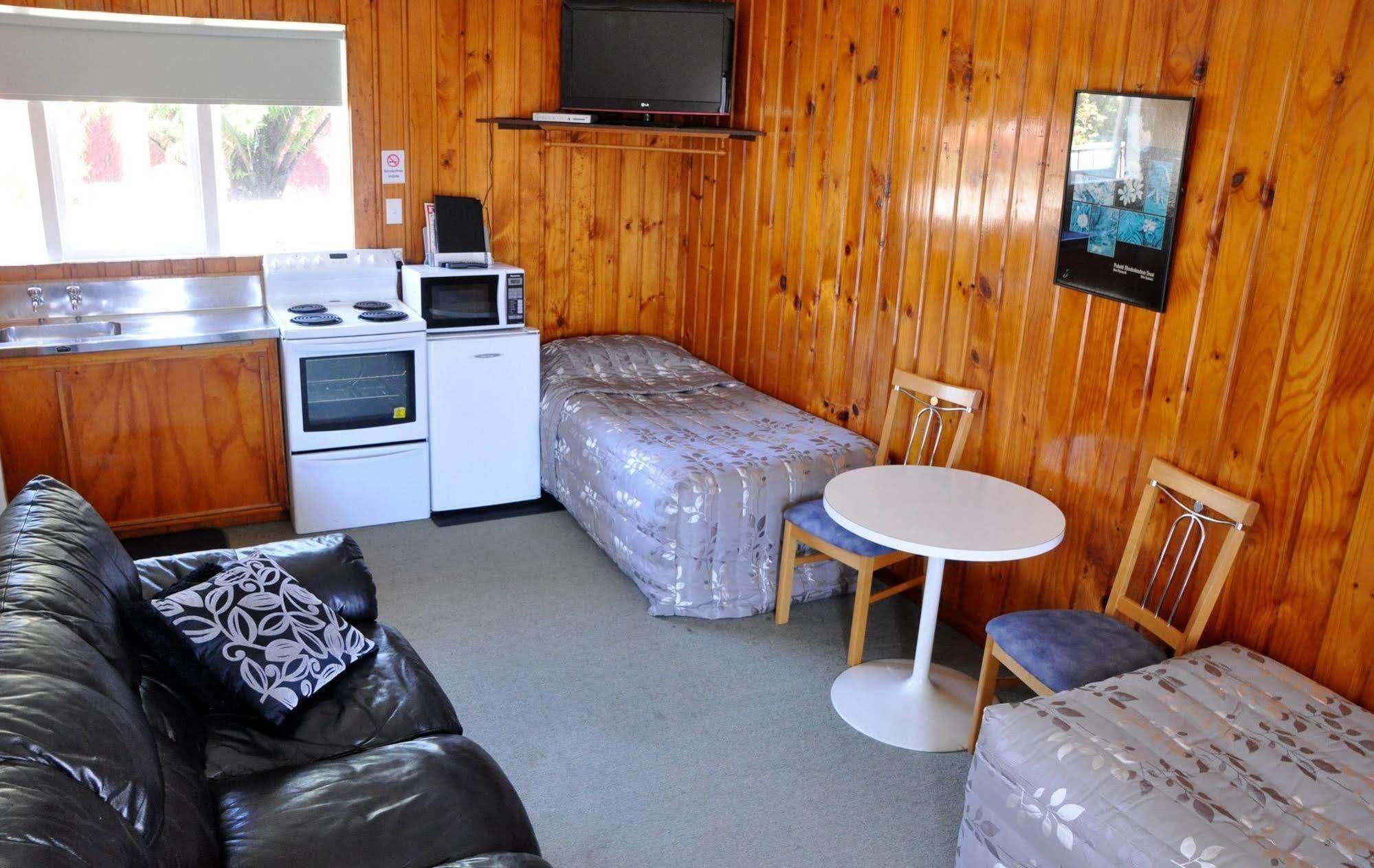 Braemar Motor Inn New Plymouth Esterno foto